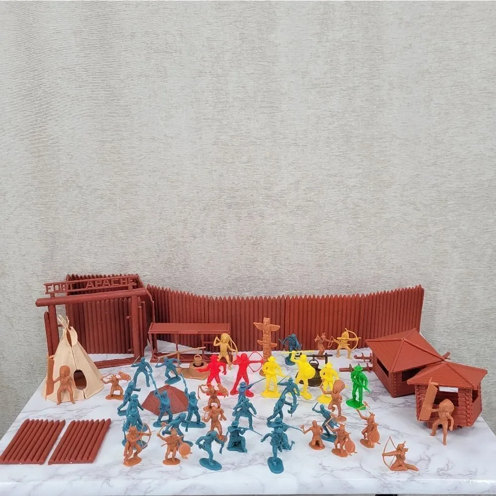 MARX Toys Vintage Apache Western Fort Playset with Brown Blue Red Figures